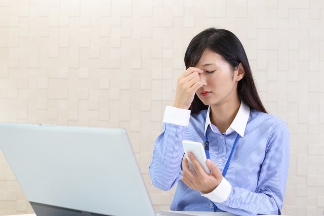 目の疲れの具体的な症状を解説