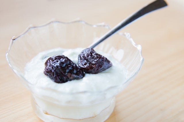 プルーンは目にいい？効果や似た栄養の食材も紹介