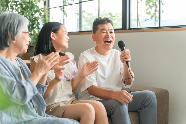認知症のリスクを下げるための社会的な交流や