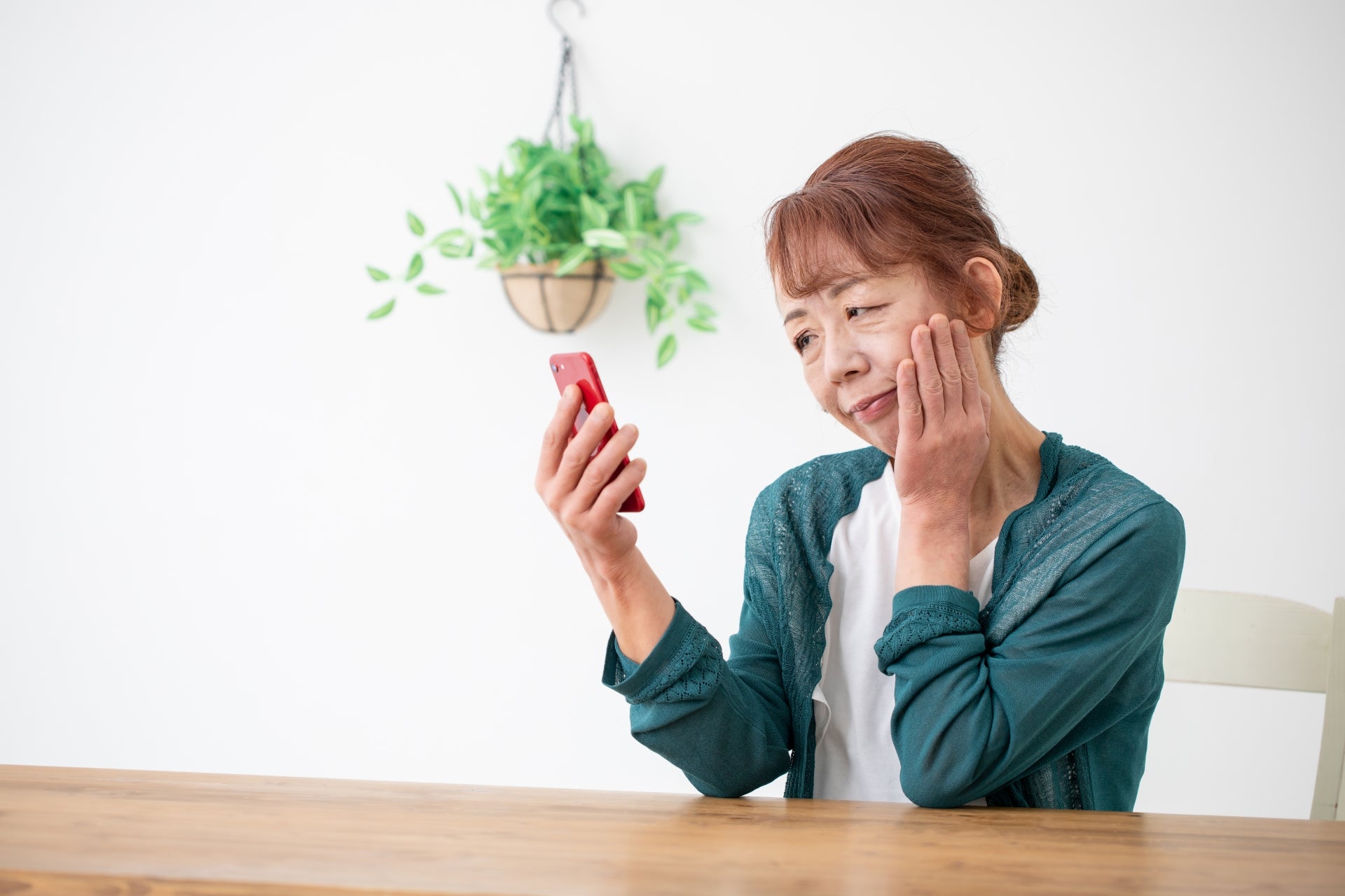 アミロイドβが脳内に蓄積すると、アルツハイマー型認知症のリスクが高まり