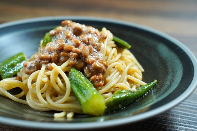 納豆とオクラの和風パスタ