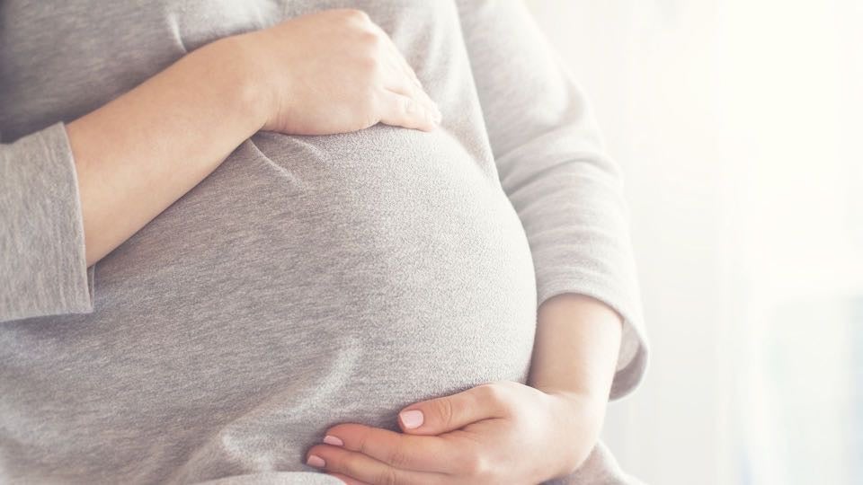 AMHが高いと自然妊娠にどのような影響が出るかについて解説します