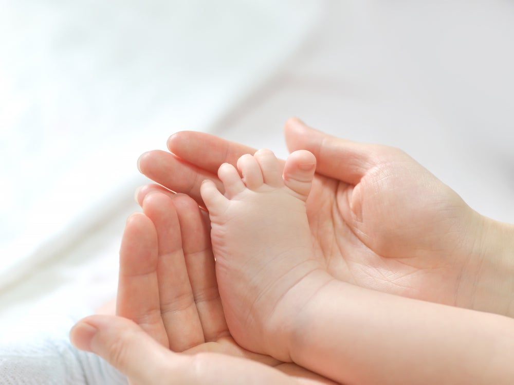 無脳症は妊活中の女性、妊娠初期のママが葉酸を十分に摂取することで発症リスクを減らすことのできる病気