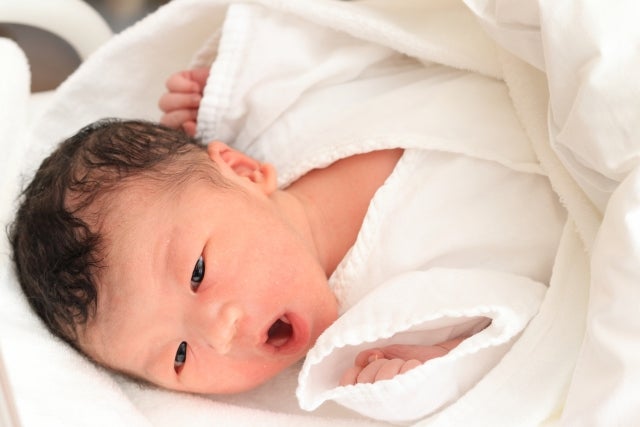 mitera baby lotionはそんな胎脂に着目し、天然保湿成分「セラミド」を配合。