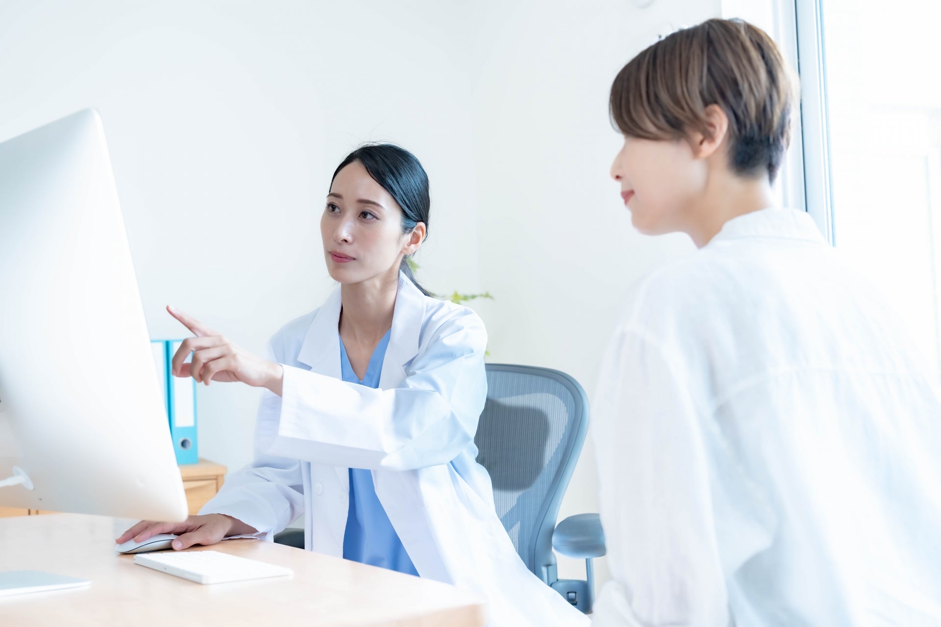 女性の妊娠前検査は、産婦人科で受けられます。男性の検査は、大学病院や総合病院、産婦人科、泌尿器科、不妊治療専門クリニックで受けることができます。