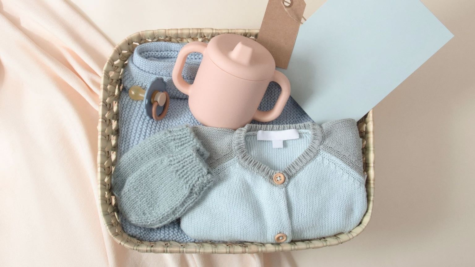 母乳外来に行くときの持ち物を紹介します