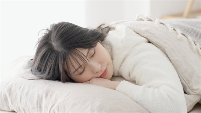 ストレスはホルモンバランスを乱してしまい、母乳の量に影響がでるため注意が必要です。
