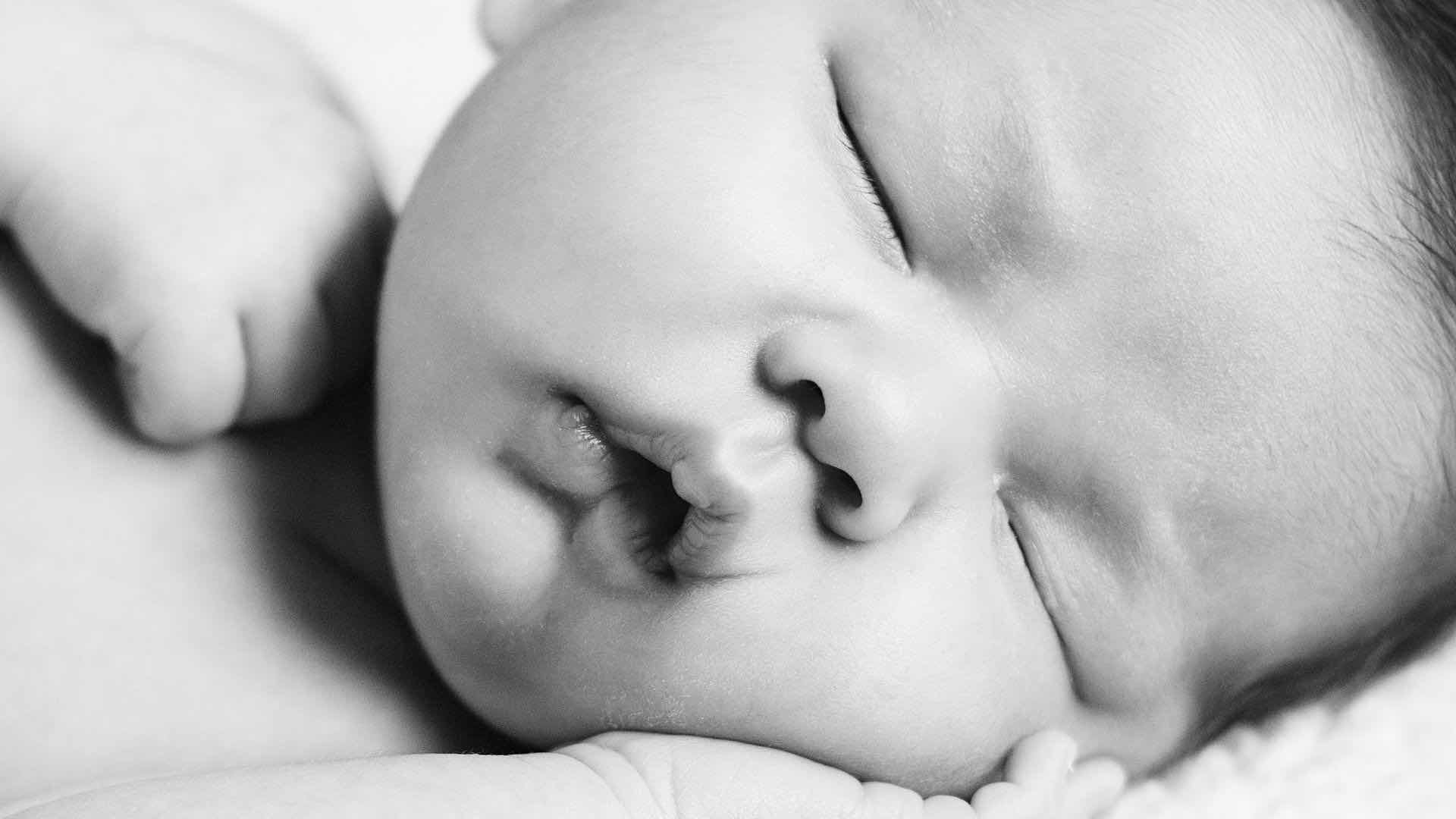 母乳とアレルギーの関係を解説します