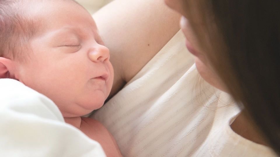 産後2～3週間ごろの母乳の状態を説明