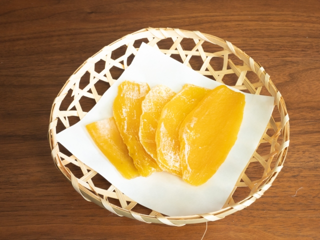 妊娠中の体重管理でおすすめな食材は自然の甘みのある果物（干芋など）