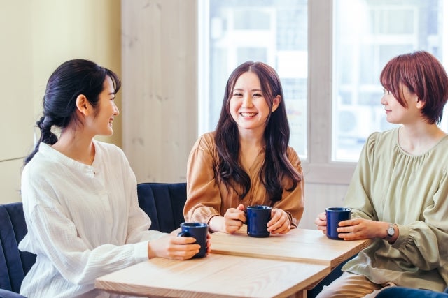 ストレスがたまっているとき、信頼できる人とのひと時は安心感が得られたり、ストレス解消となる