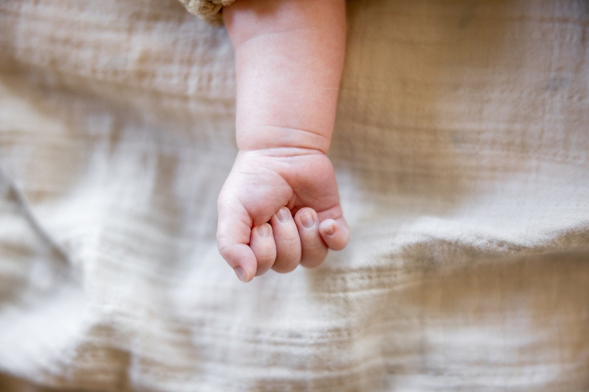 2人を同時に入れる場合、1人の子供をワンオペでお風呂に入れるよりも、さらに多くのフローが発生します。上の子をはしゃがせすぎず、下の子を待たせすぎないように両方に気を配りましょう。