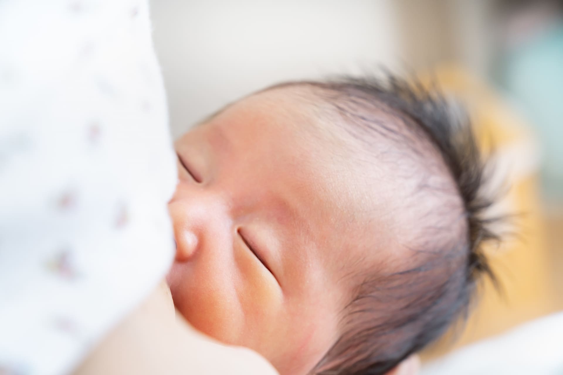 乳腺炎は産後6週間以内に発症することが多く、とくに産後2～3週間頃に起こりやすい