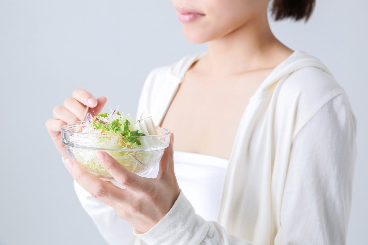 つわり期の食事や呼吸で空気を飲み込むこともげっぷの要因に