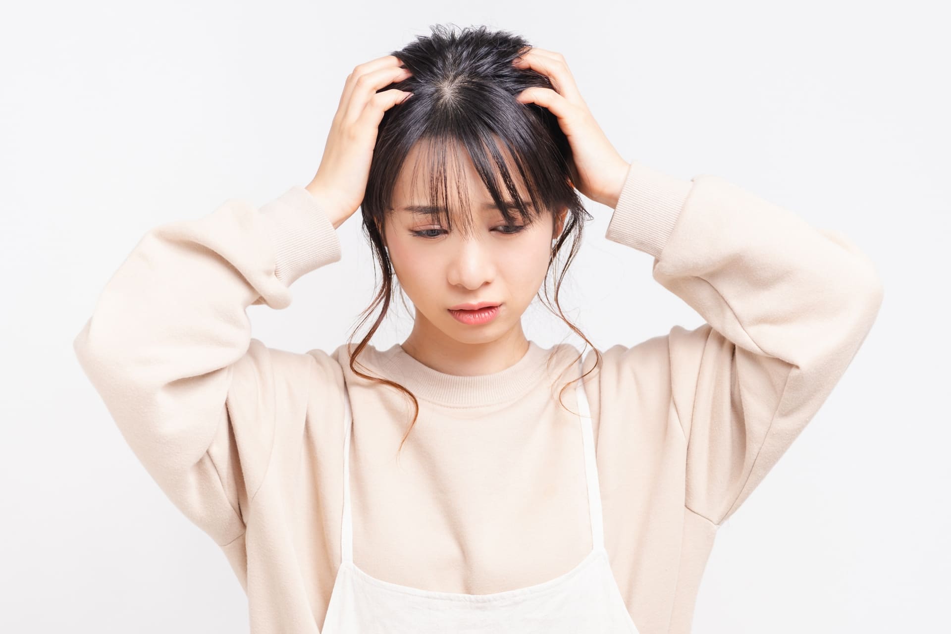 ストレスがたまると自律神経のバランスが乱れ、吐き気やだるさといったつわりの症状が強く出やすくなる