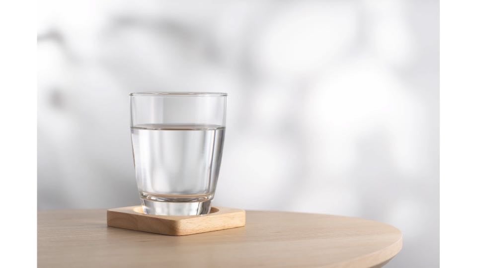 つわりの症状があっても水分はこまめにとるようにしましょう