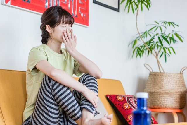 眠気つわりはいくら寝ても寝たりないと思うほど、強い眠気が続く状態。夜しっかり寝ても、日中ぼーっとしたり、集中力が続かずに体がだるいと感じたりします。