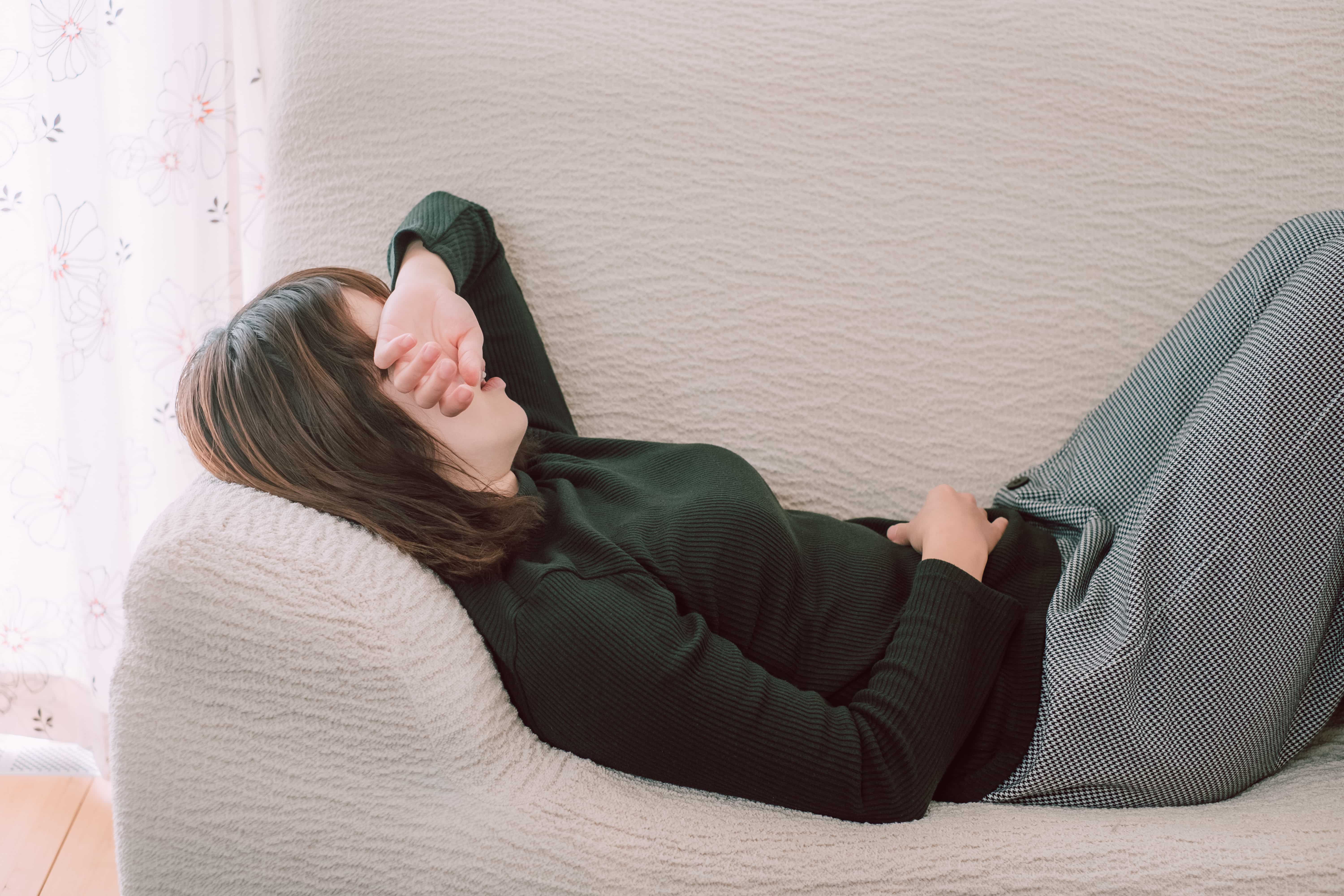 生理痛が重いと病気の可能性があるため、生理痛が少ない大切さを伝えた画像です