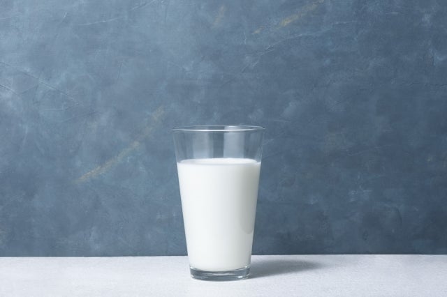 乳脂肪分の多い食べ物は男性ホルモンを低下させる