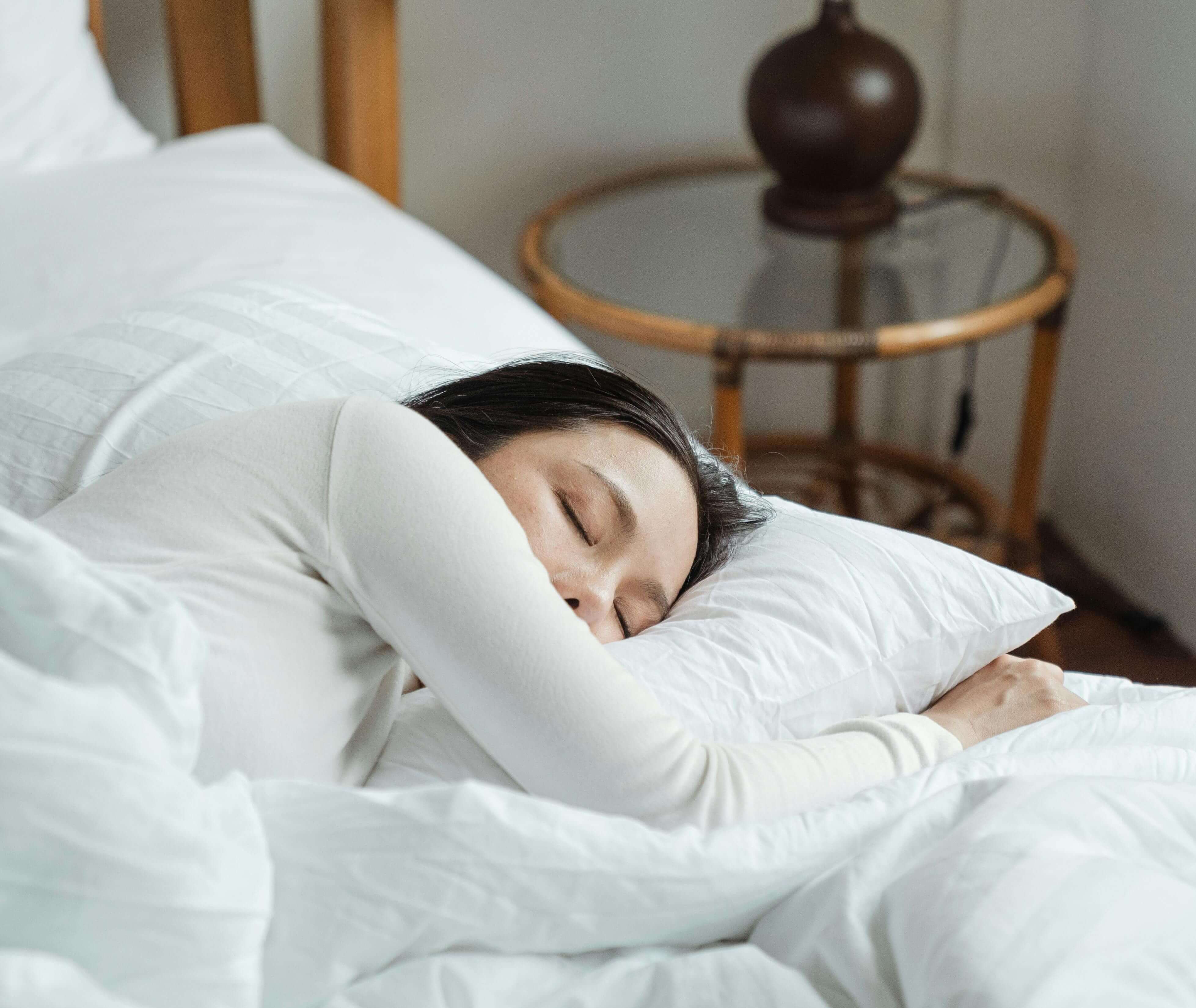 十分な睡眠はホルモンバランスを整え、妊娠しやすい体をつくります。