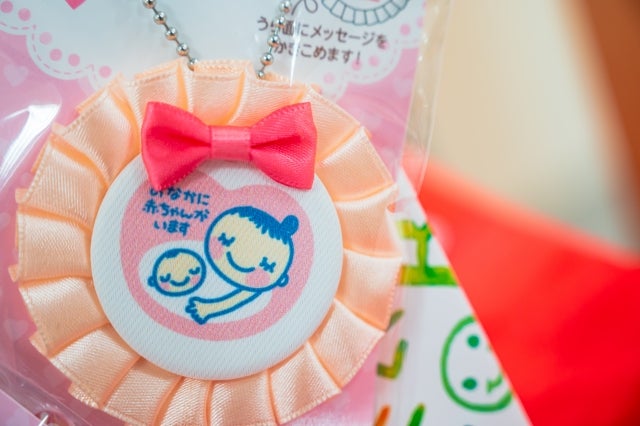妊娠後も喫煙を継続していた場合、ママと赤ちゃんの健康に深刻な影響を及ぼす可能性があります。