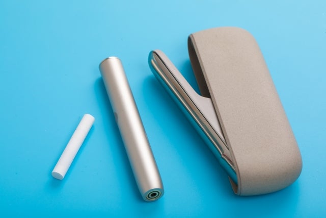 加熱式タバコ（IQOS、glo、Ploomなど）も妊活中にはNGです。