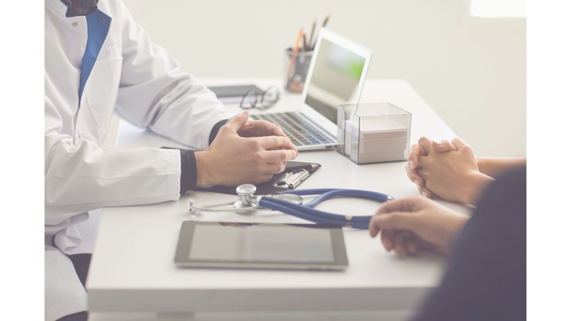 排卵検査薬を使用したタイミングの次のステップは、産婦人科への受診です