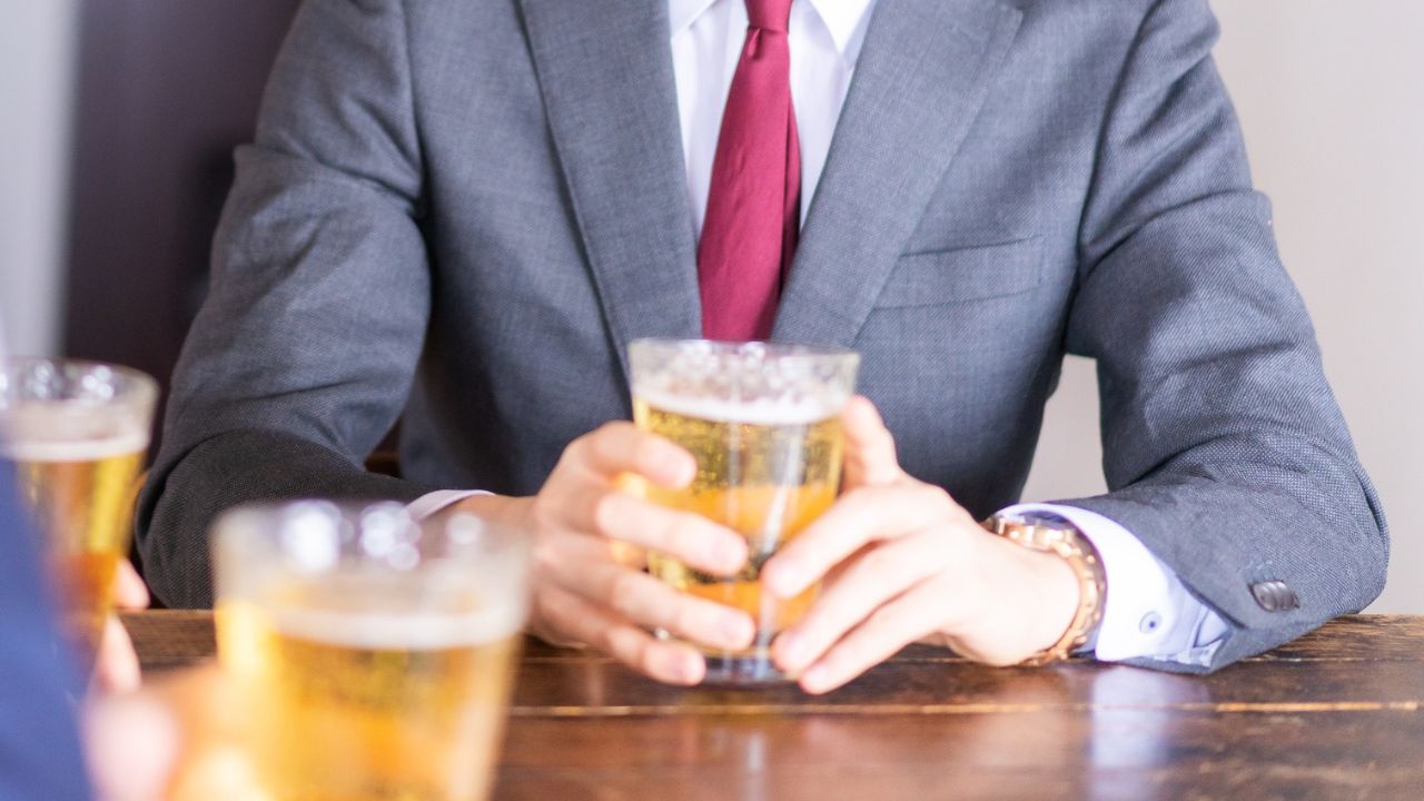 男性の場合、過度な飲酒は妊娠率を低下させる原因になります。