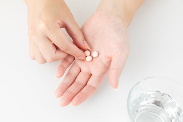 A：男性は、妊娠の3ヵ月前を目安に葉酸サプリを飲み始めるのがおすすめです。