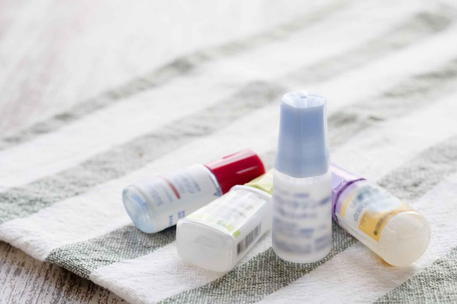 目薬の中には授乳中の使用に適さないものもあるため、使用可能か確認する