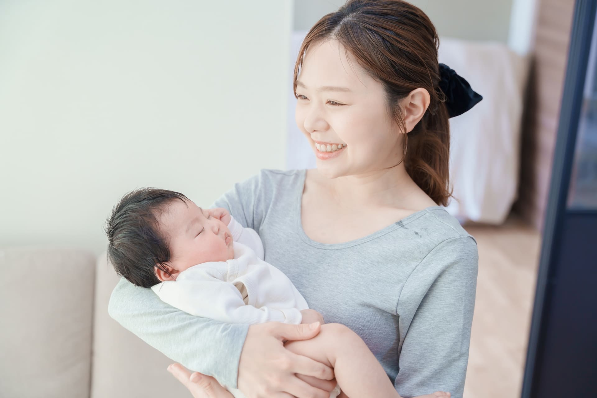 産後1か月以内には自然とむくみが治まる傾向