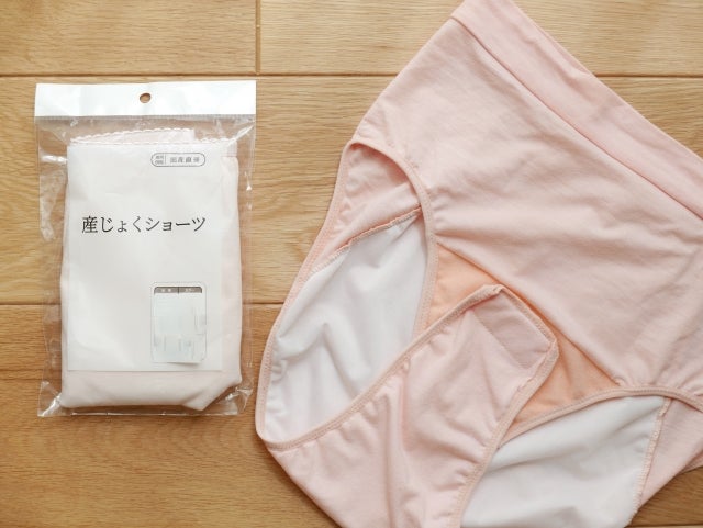 この時期は、悪露の量がもっとも多く、鮮やかな赤色をしています。