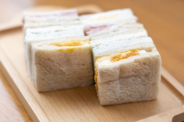 食欲がないときに上手に栄養を摂る方法：3. 少量の食事を数回に分けて摂る