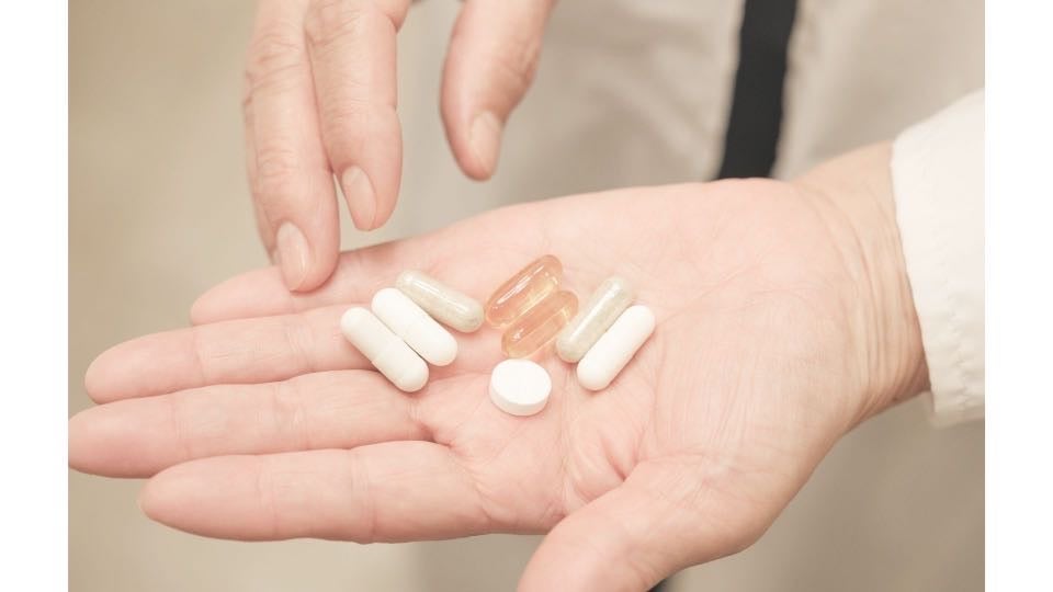 食事ではなくサプリから取るべき理由を解説