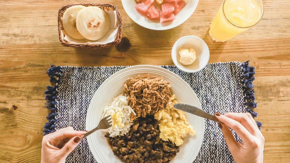 妊娠中の食事のポイントを解説します