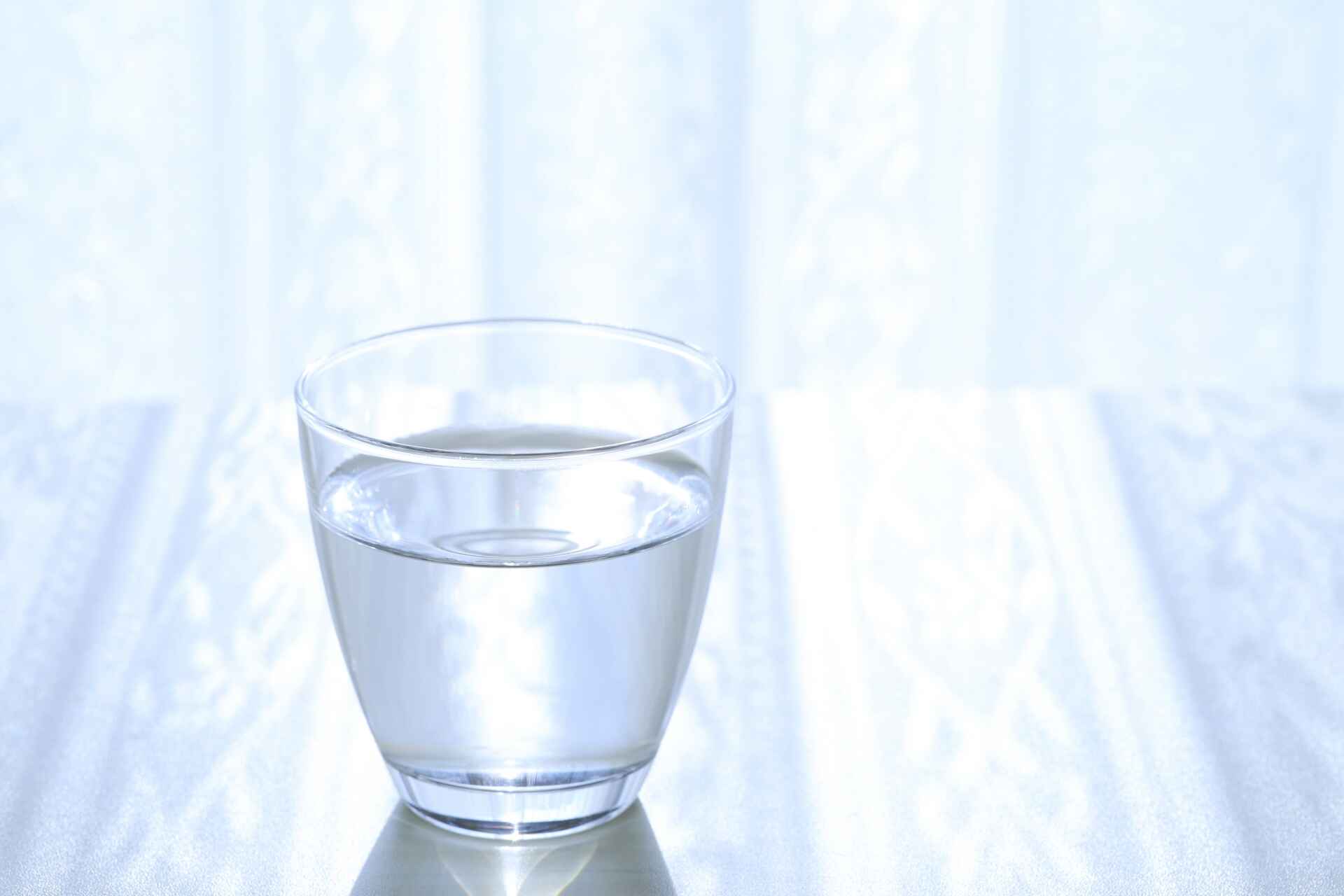 妊娠中は水分が不足しやすいため、こまめに水分をとることが大切