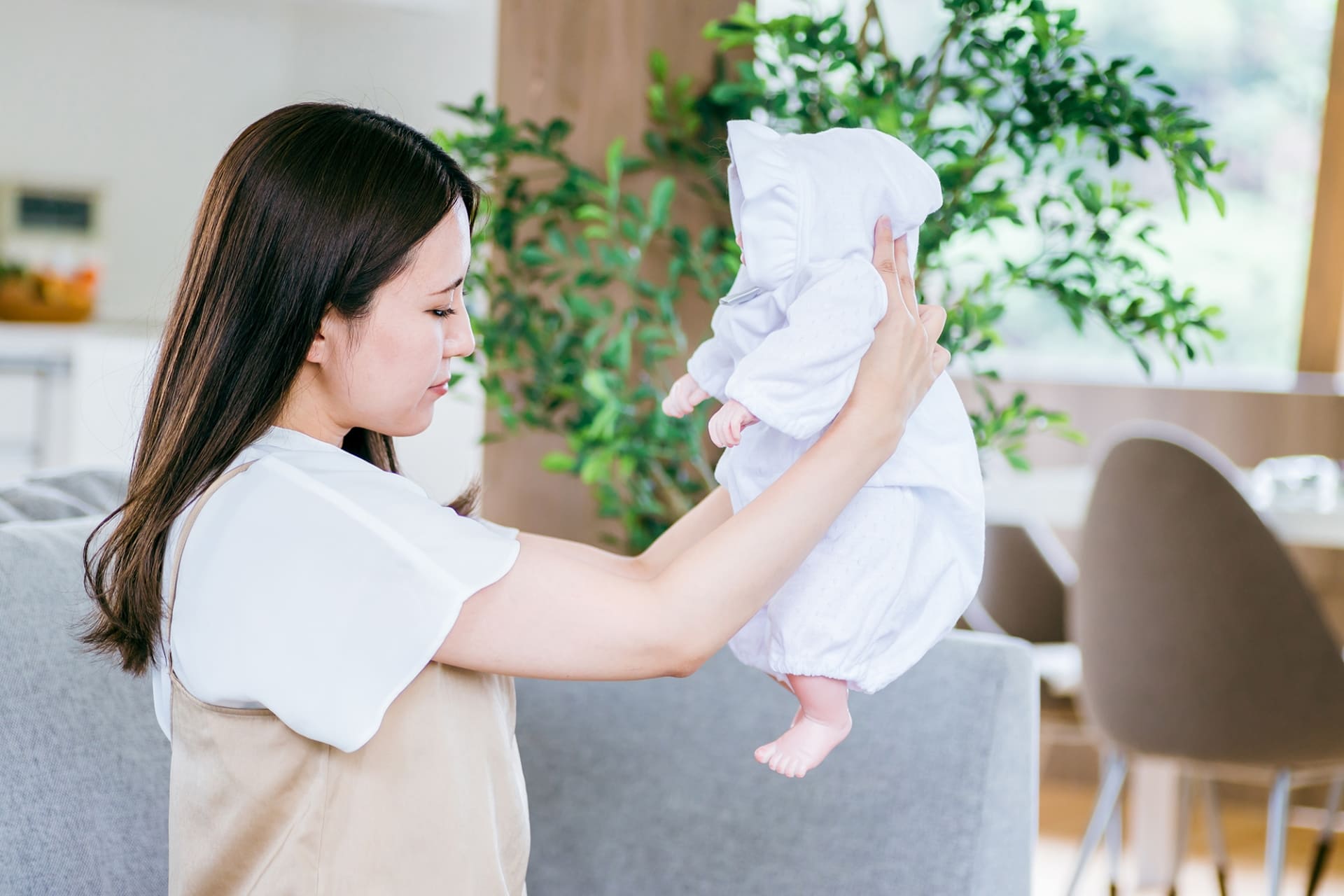 産後はホルモンバランスが安定しないため、肌の調子を崩しやすい