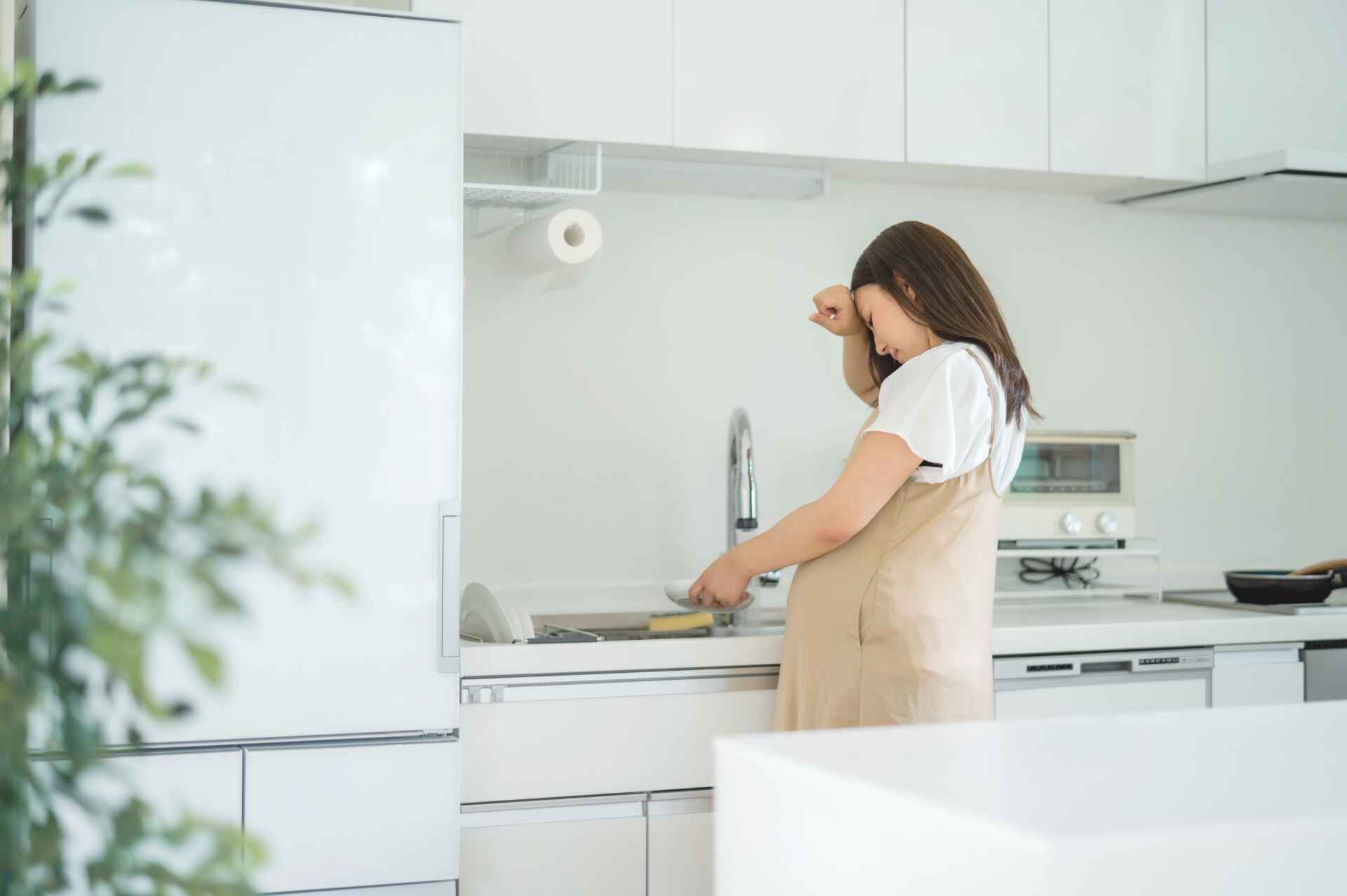 つわりで食事がしっかり摂れず、栄養バランスが乱れることは肌荒れにつながる
