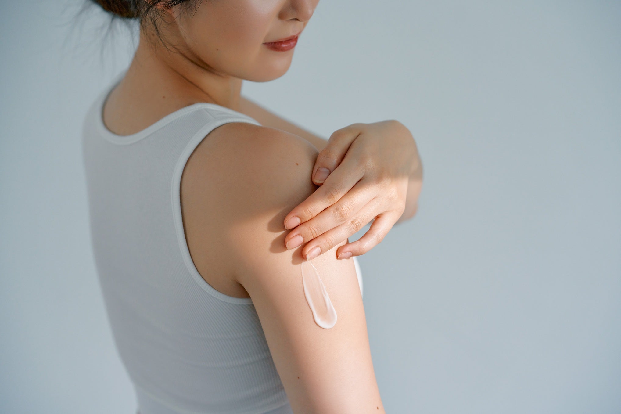 mitera organics 妊娠線予防クリームは妊娠期の悩みの定番「妊娠線」をケアするのはもちろん、乾燥によって引き起こる「かゆみ」「黒ずみ」まで全方位ケアが叶います