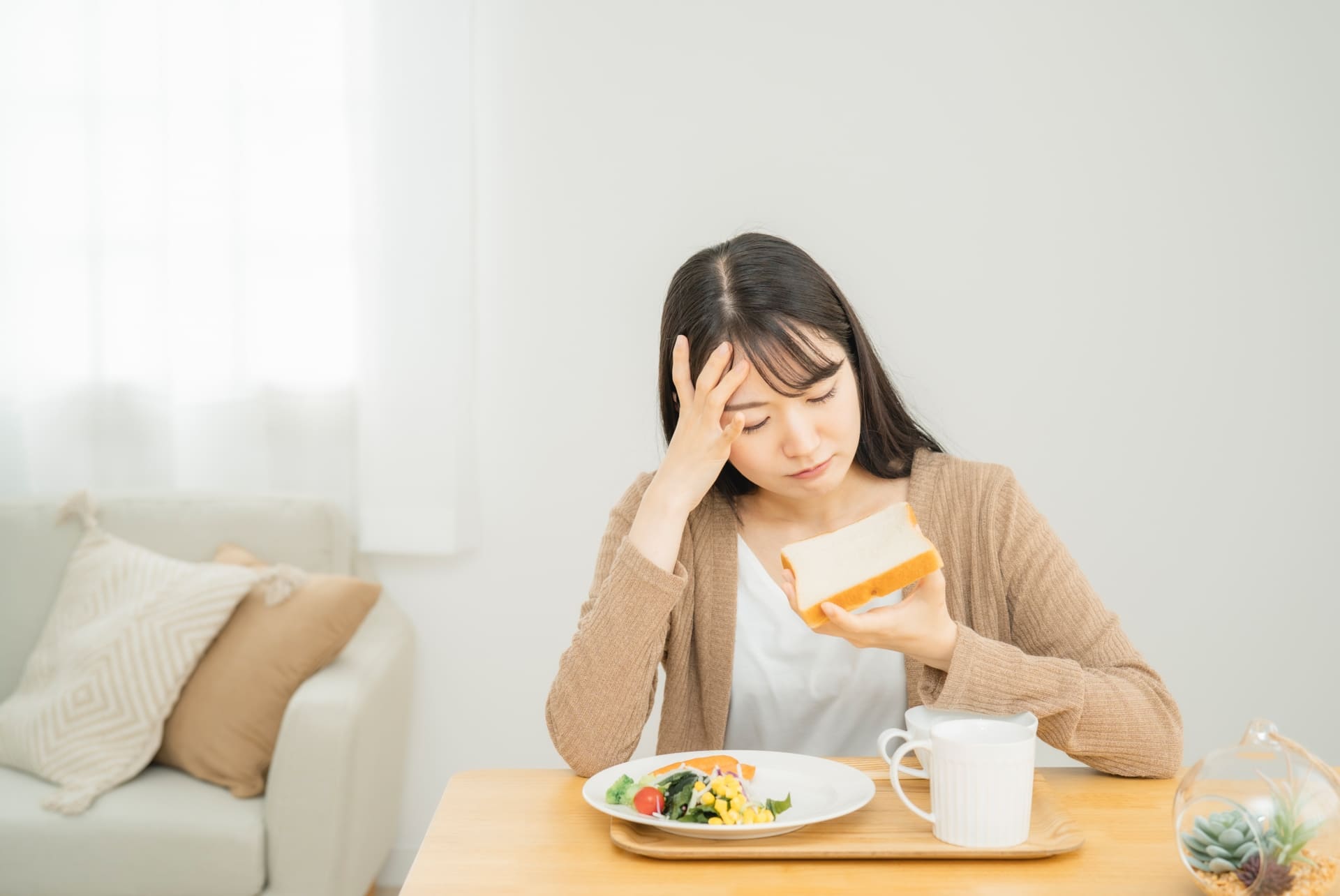 つわりのある妊娠初期は体重が減少しやすい