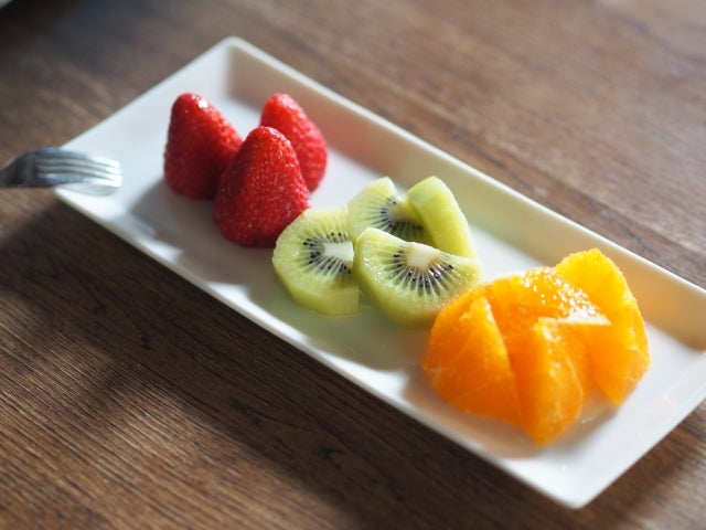 一度にたくさん食べるのが難しいときは、少量ずつ分けて食べるのがおすすめです。