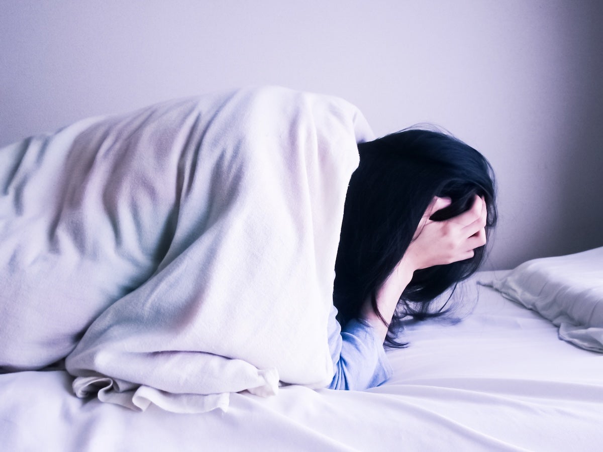 吐き気や嘔吐がつらくて家事もできない状態は重症化の目安かも