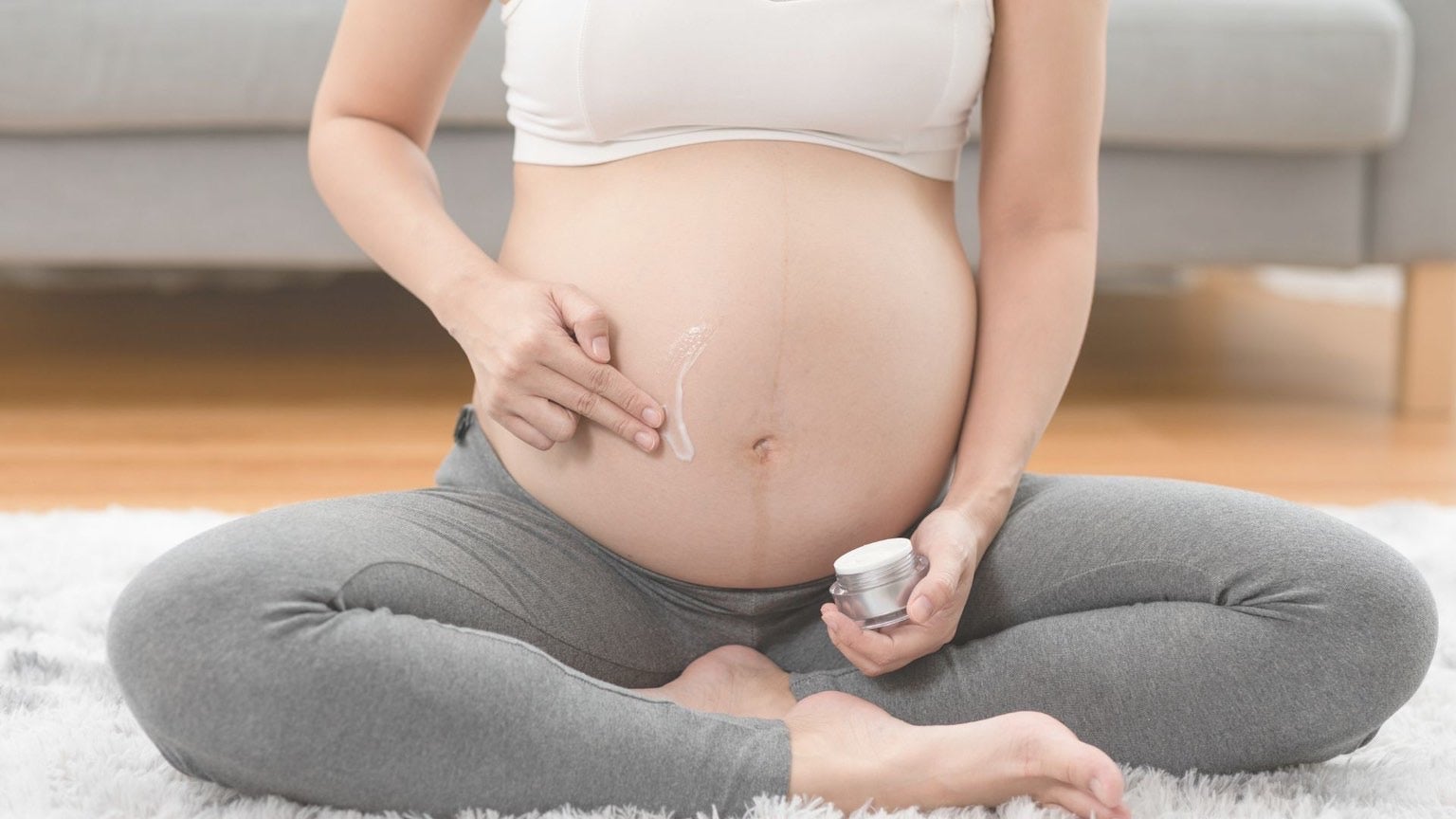 妊娠線クリームの効果的な塗り方