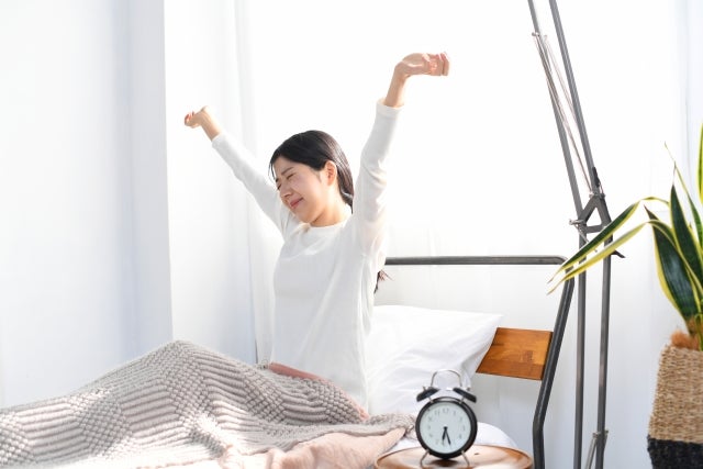 温活ドリンクを飲むタイミングは「朝」がおすすめ。起床後は体温が下がっているため、温活ドリンクで体を温めましょう。