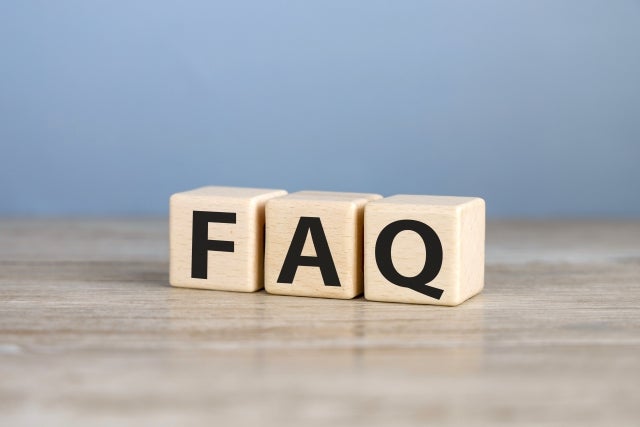 FAQの木製ブロック